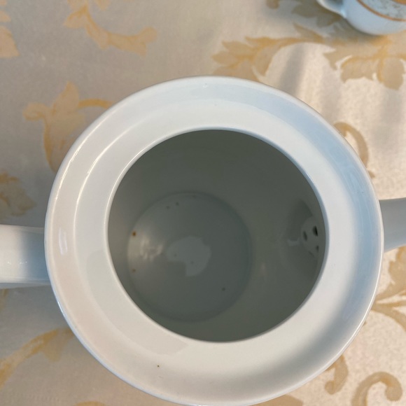 Primavera by ROYAL HERITAGE Kettle - Picture 5 of 6